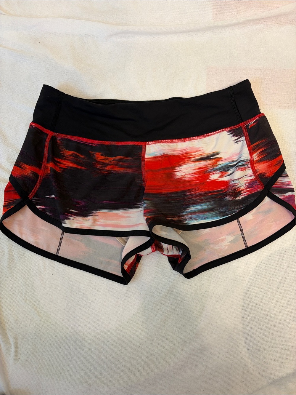 Lululemon Speed Shorts Duck Sauce